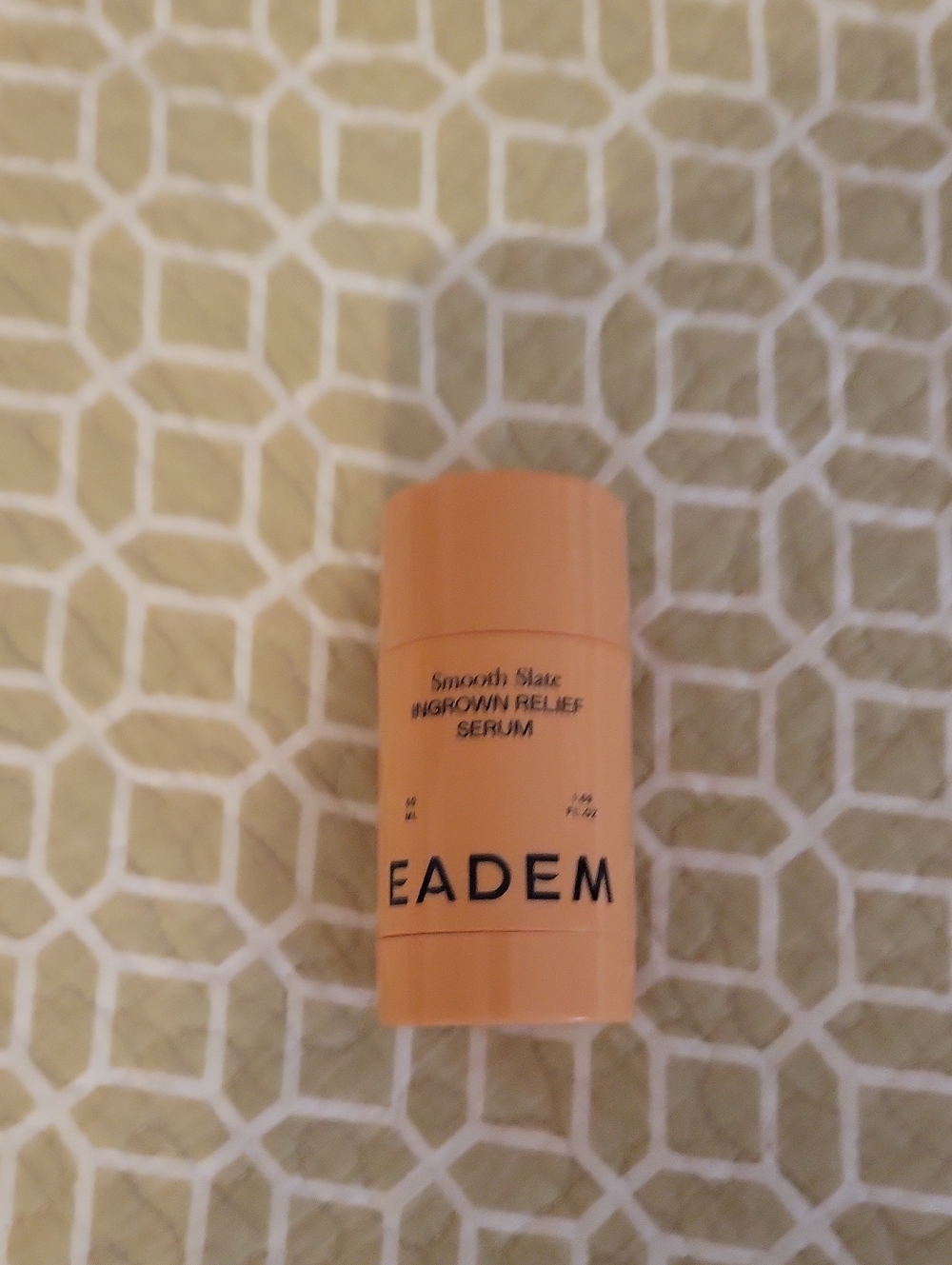 Eadem Smooth Slate Ingrown Relief Serum — Peach